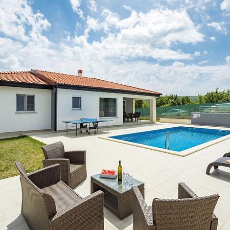 Holiday Home Greta Лабин Экстерьер фото